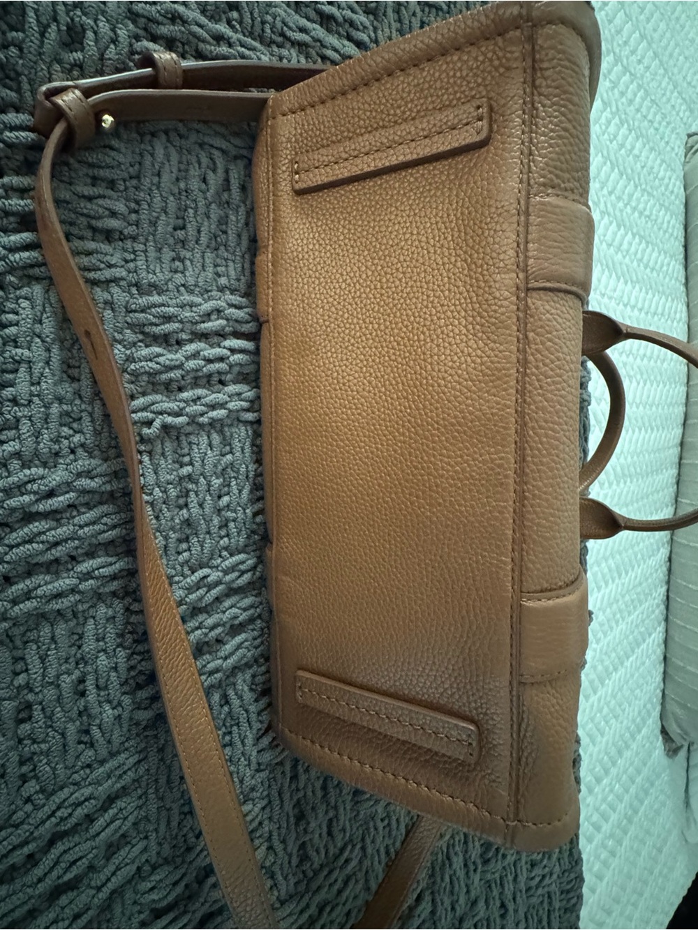 Like new Marc Jacobs The Tote Bag Small in Tan - Picture 8 of 9